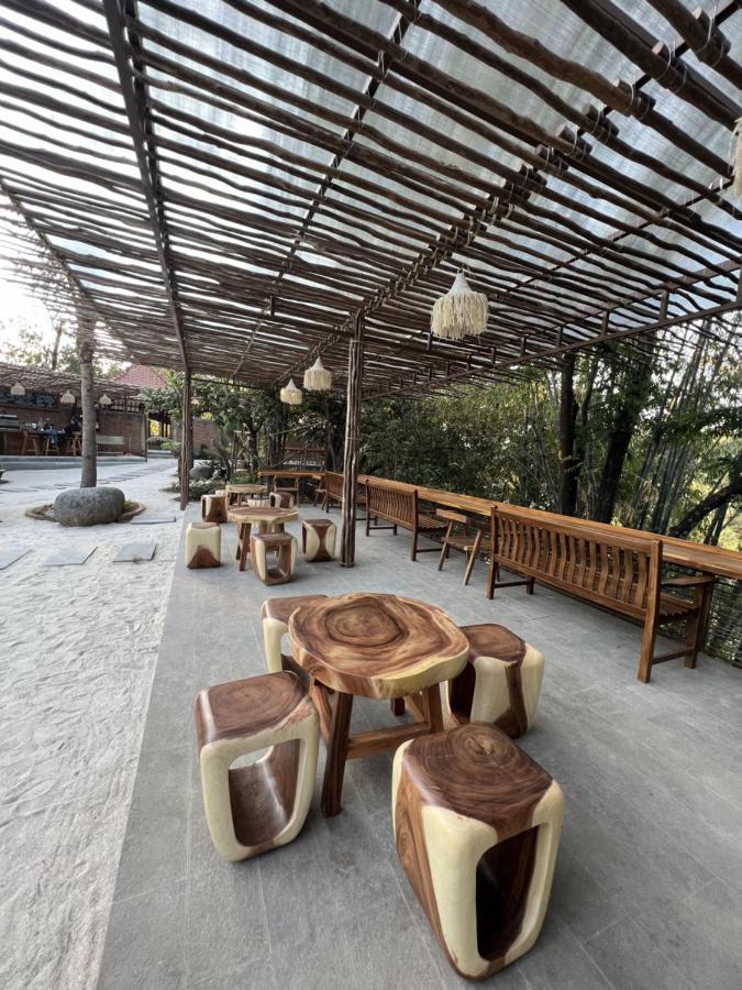 Point Of View Hotel & Resort ماجالينغكا المظهر الخارجي الصورة
